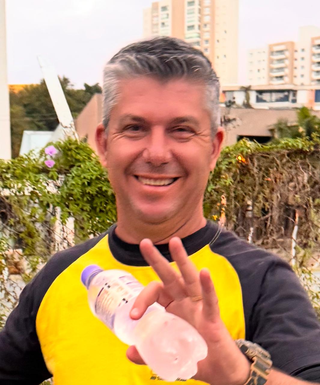 Carlos VINICIUS Bote Hernandes